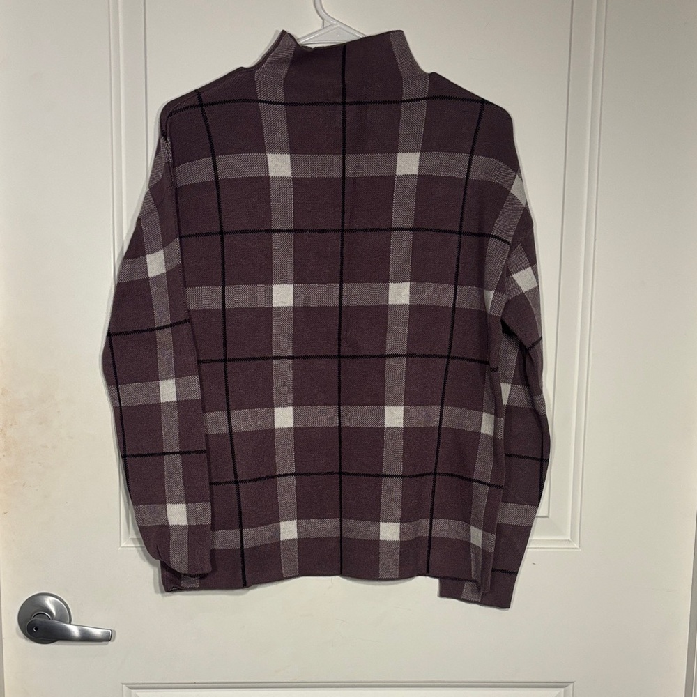 Women's Plaid Sweater - Plum